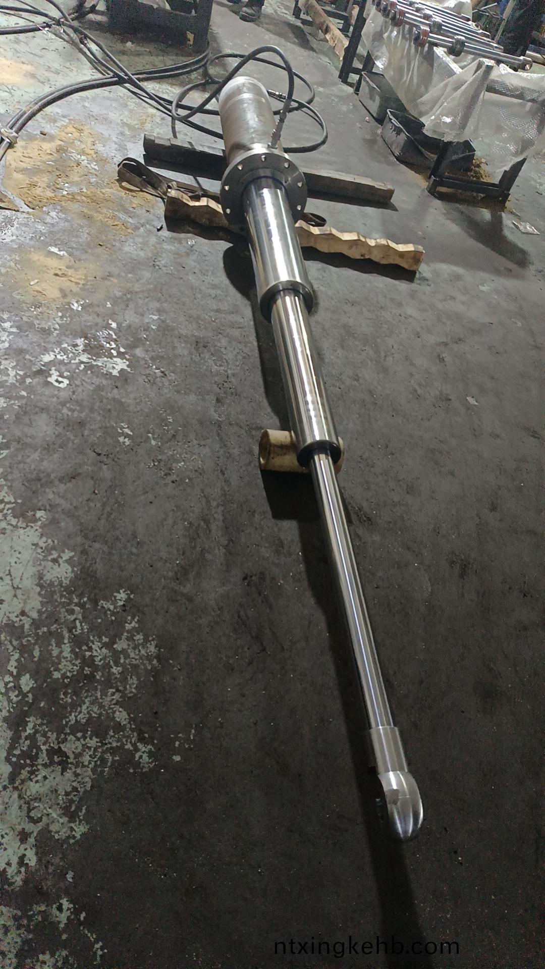 1705107665371266.jpg 7aed8890-d93e-4f6e-bd0f-c826bf332784.jpg